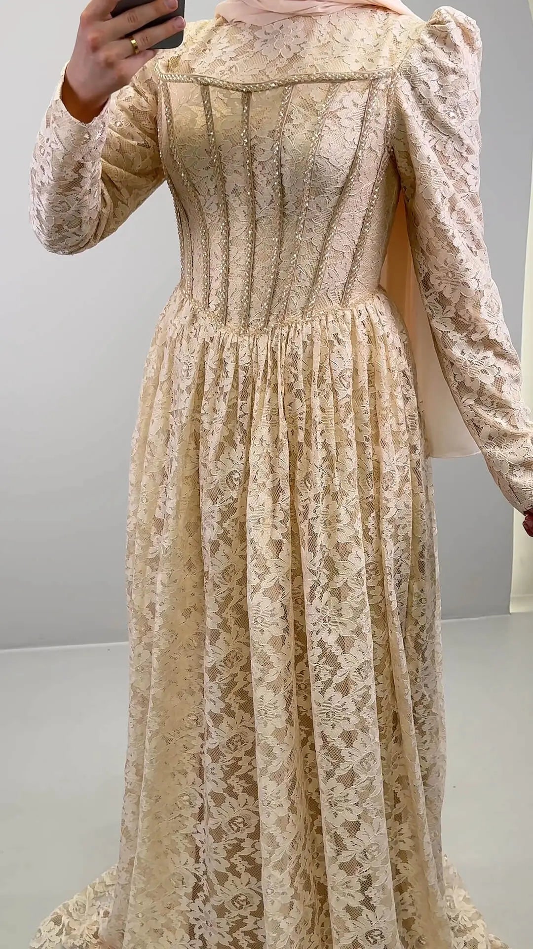 Mina Abendkleid Beige