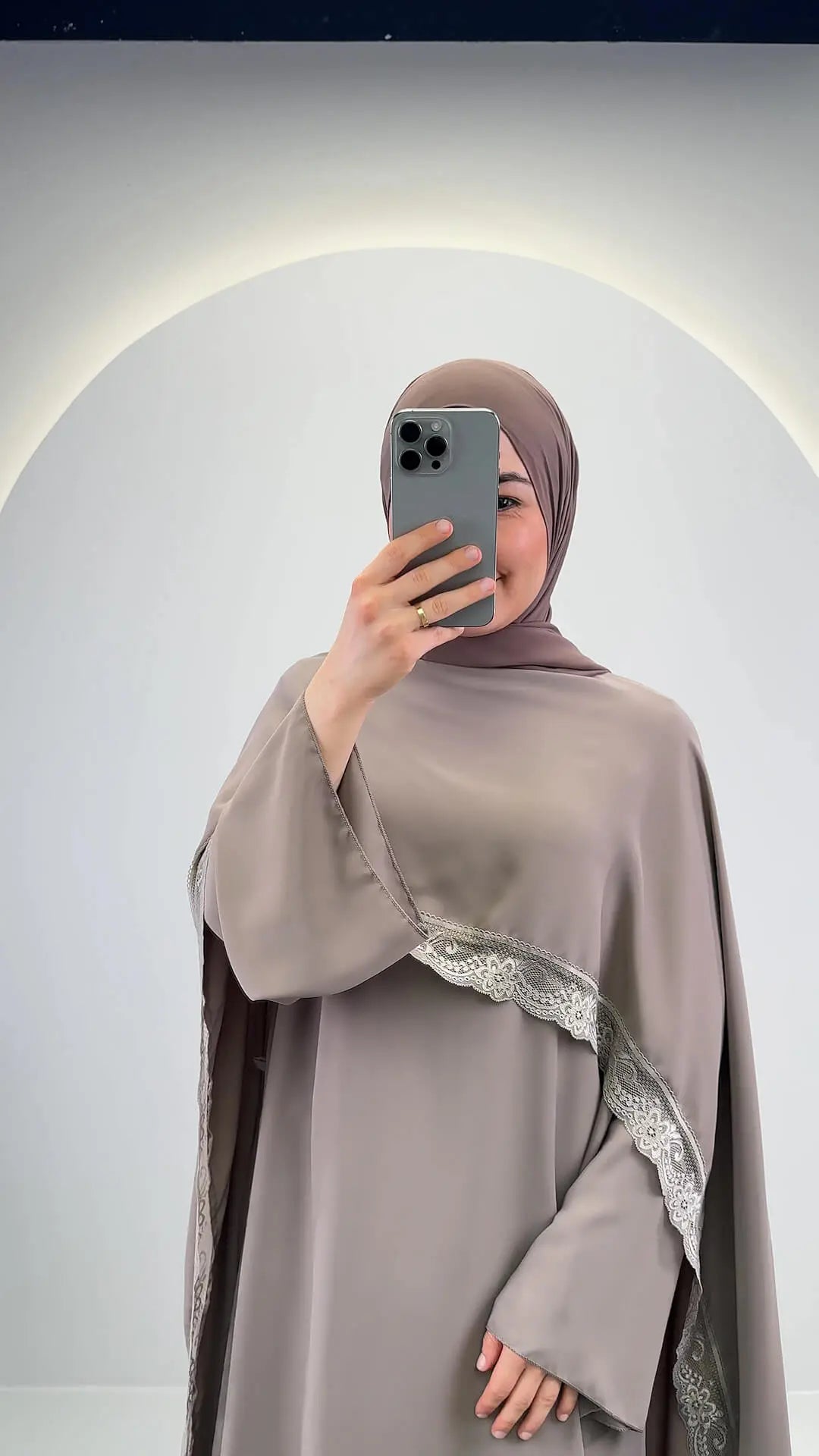 Gizi Abendkleid Taupe