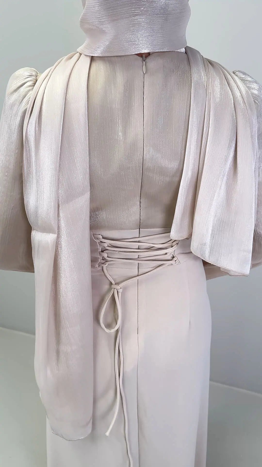 Yarenay Abendkleid Beige