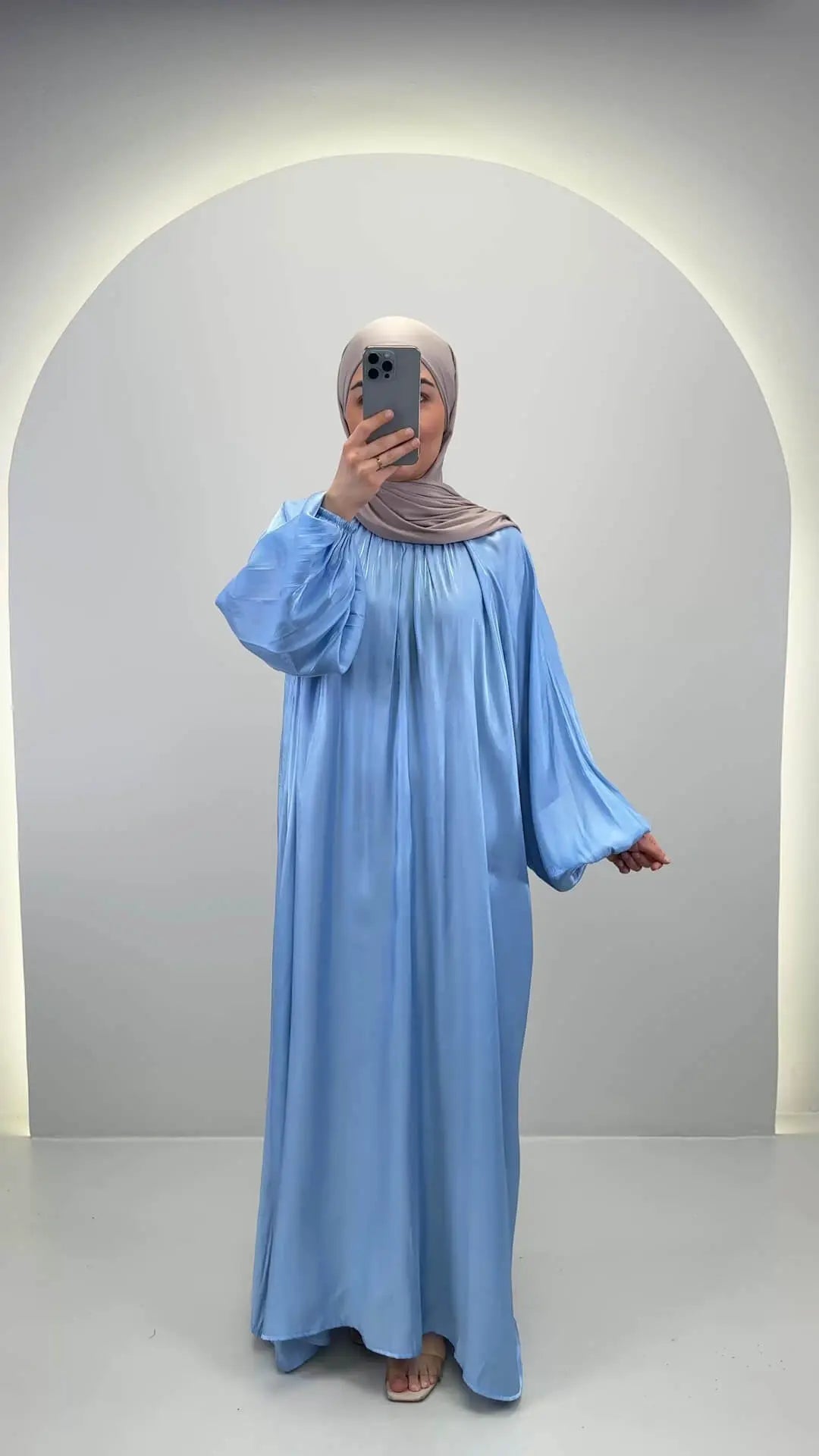 Simla Abaya Blau