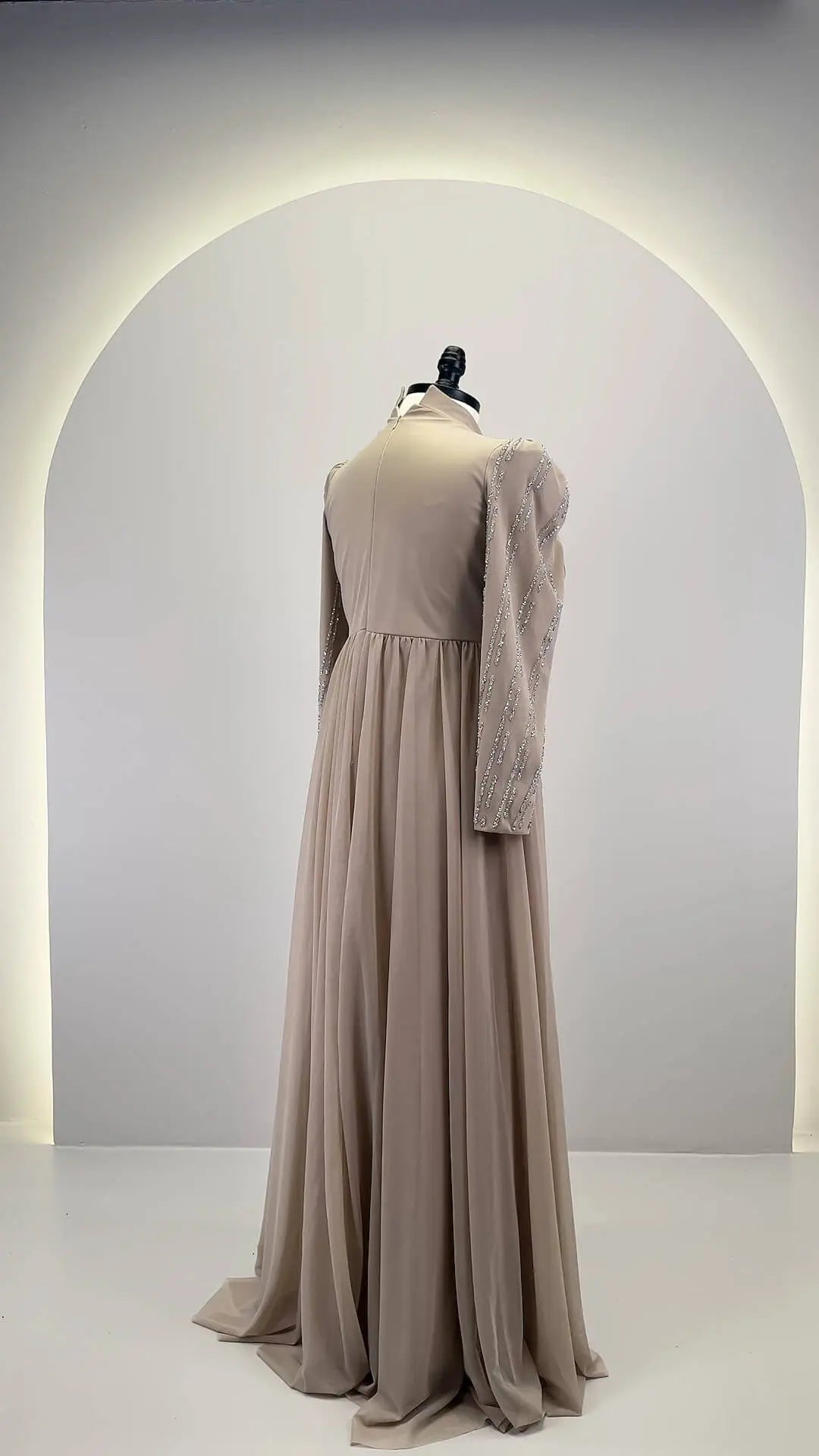 Nayla Abendkleid Beige