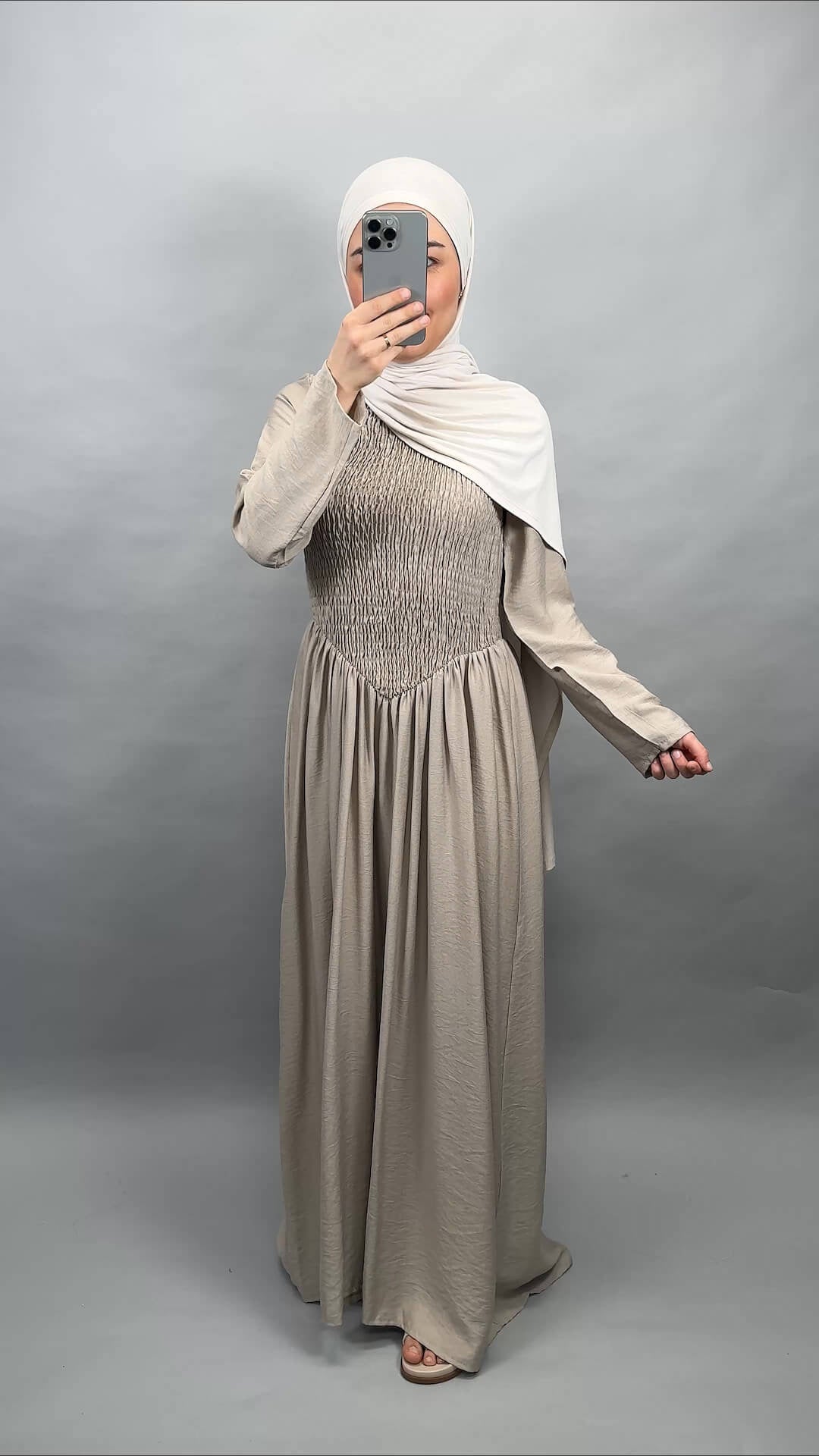 Nalinay Kleid Beige