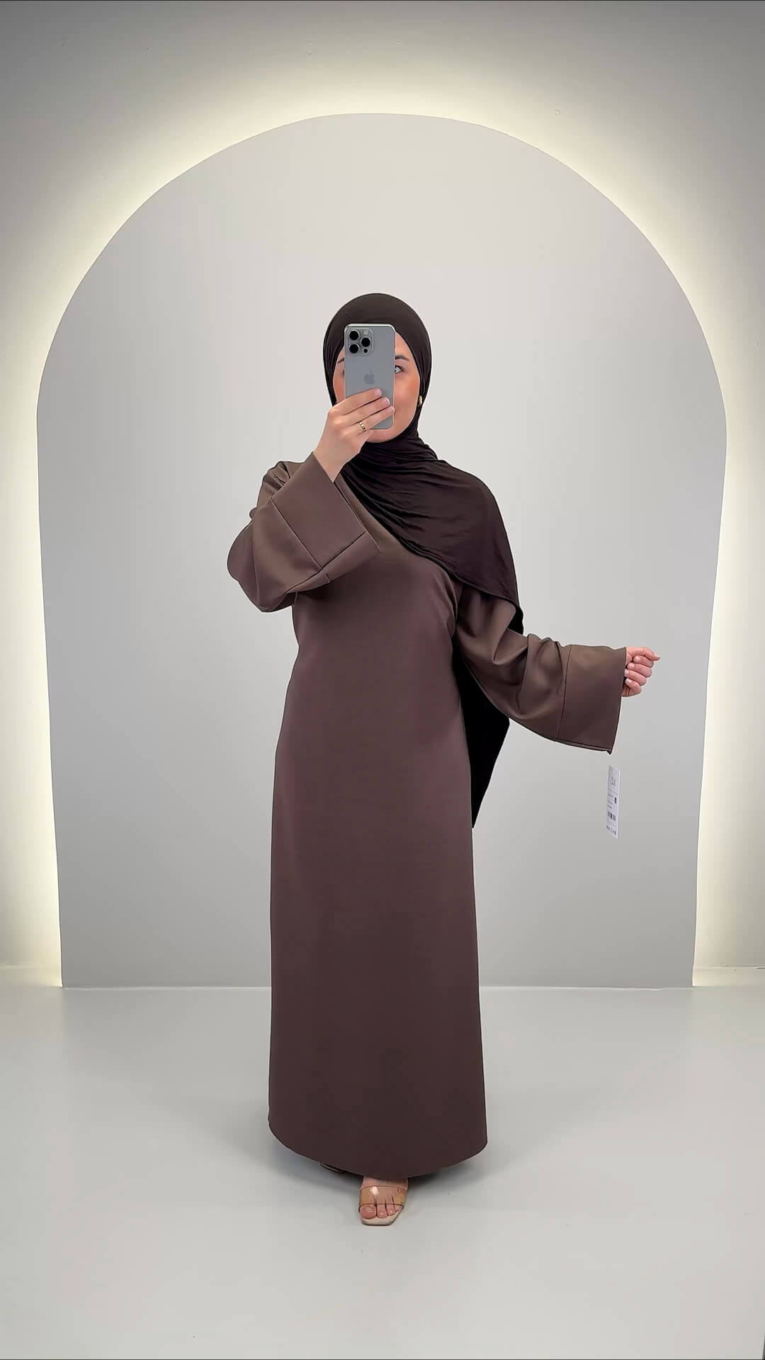 Classy Kleid Braun 01