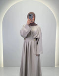 Lia Kleid Taupe